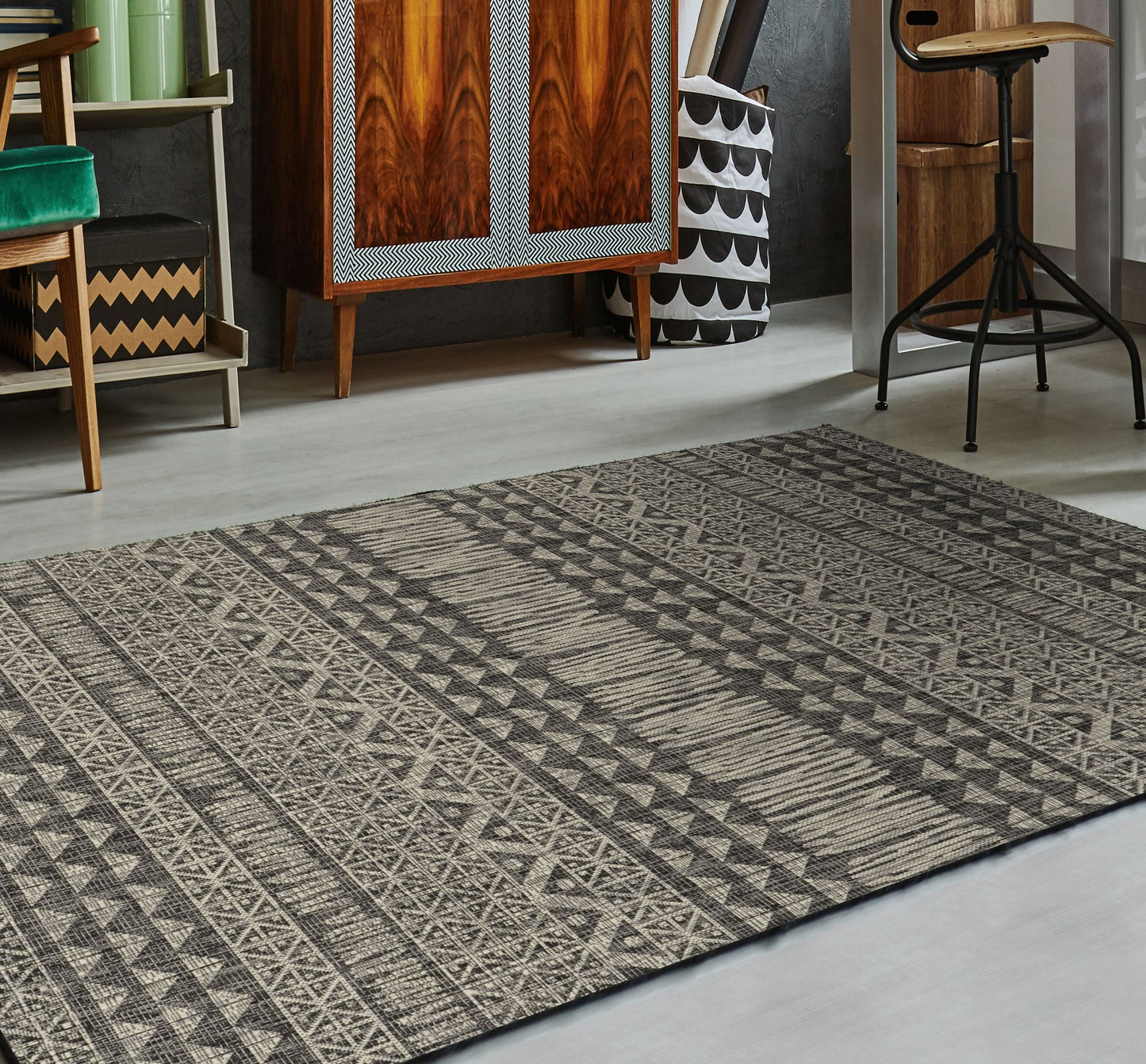 Kady Charcoal Patterned Rug (Outdoor Safe)